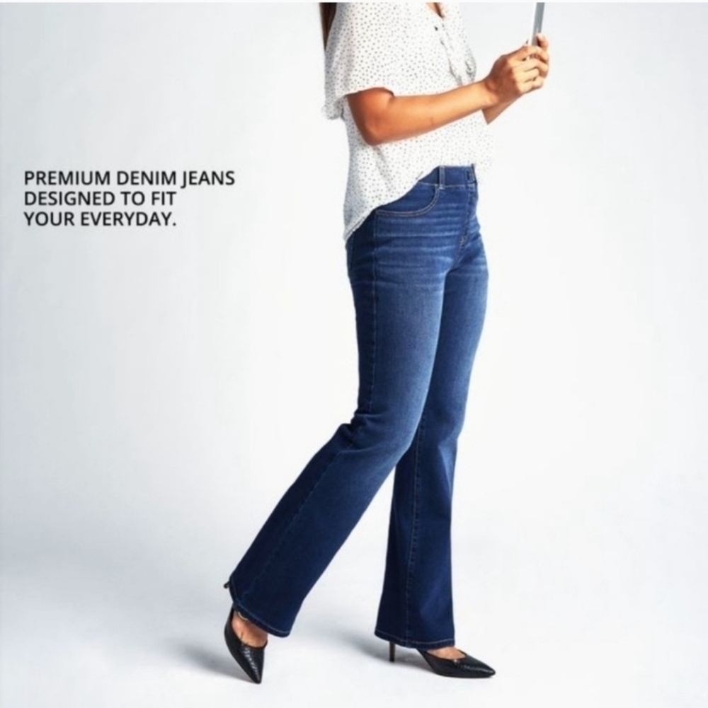 Betabrand Yoga Denim Pull-On High-Rise Bootcut Jeans, Size Medium Petite